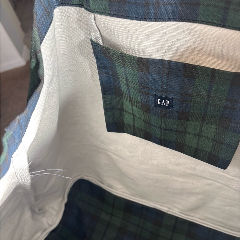 GAP Green and Blue Plaid Tote - Picture 9 of 9